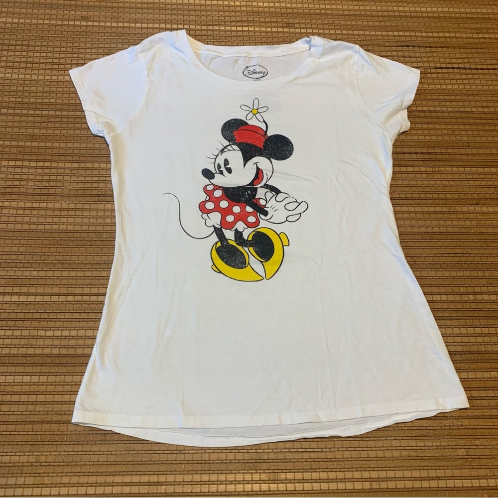 NWOT Disney Minnie Mouse t shirt size L